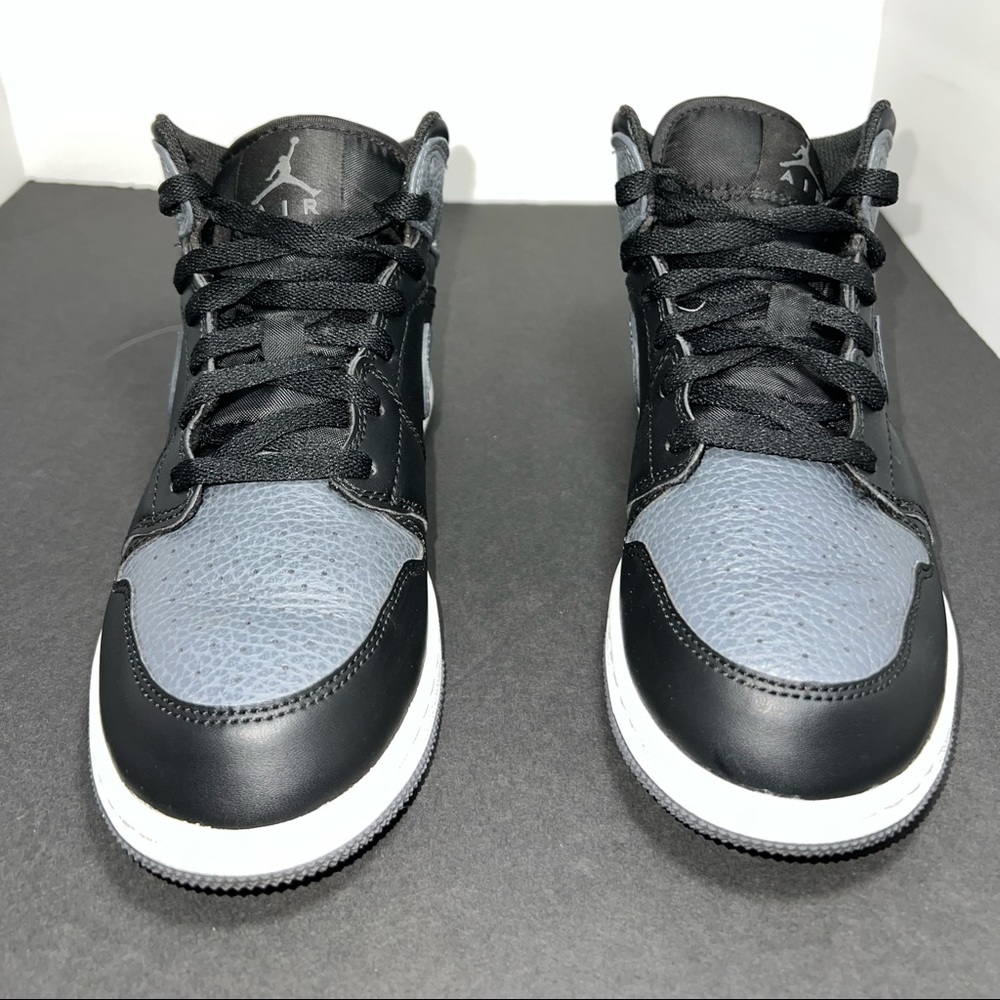 Jordan 1 Mid black and grey size 6Y